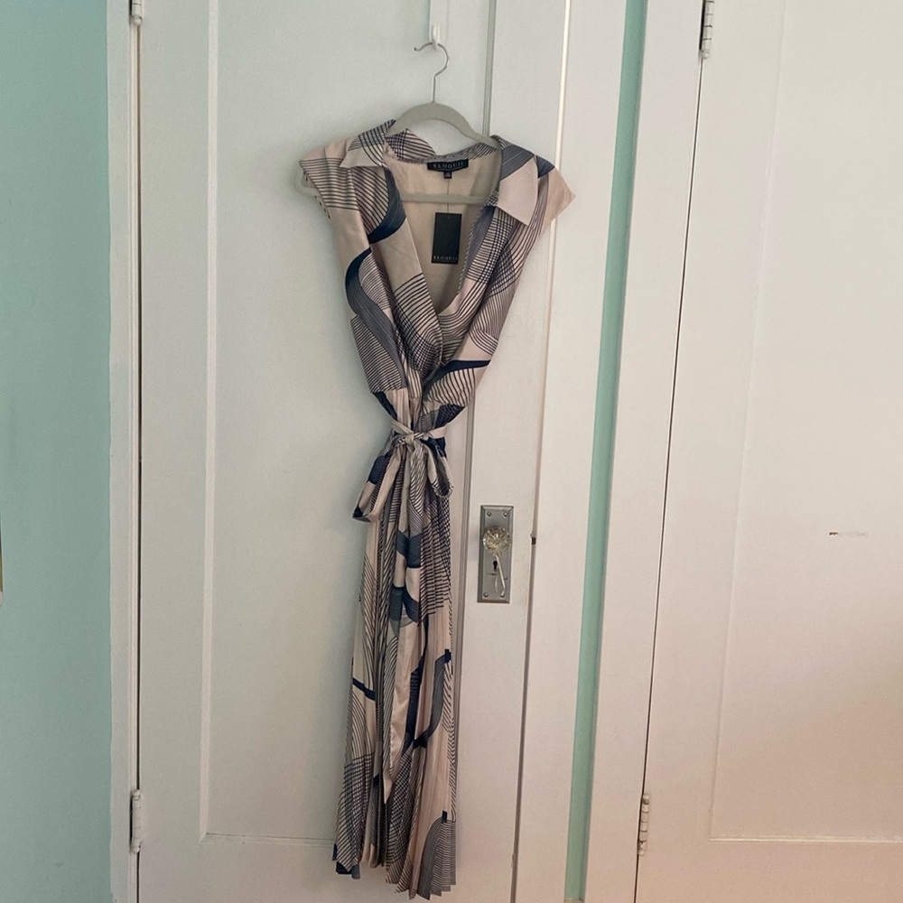 Gorgeous Eloquii sleeveless shirt dress.